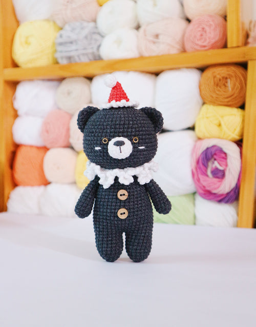 Black Bear Xmas Crochet Pattern